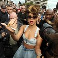 Rihanna filming new video