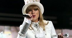 Taylor Swift performs at the Grammy Awards 2013