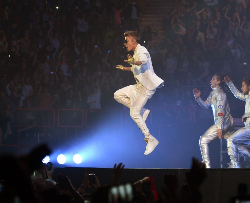 Uh-oh, it seems all those screaming fans have literally lifted Justin