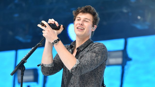 Resultado de imagem para Shawn Mendes Capital FM Summertime Ball